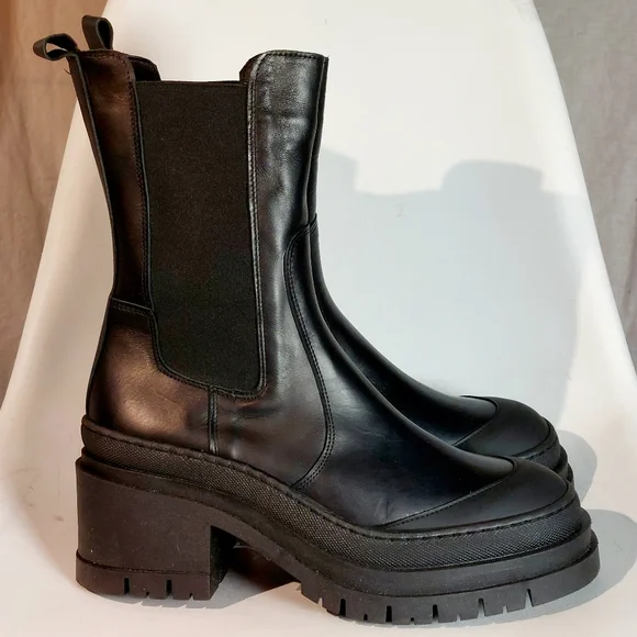 8 by YOOX black leather cap-toe Chelsea boots, EU41, NWT - Picture 1 of 14